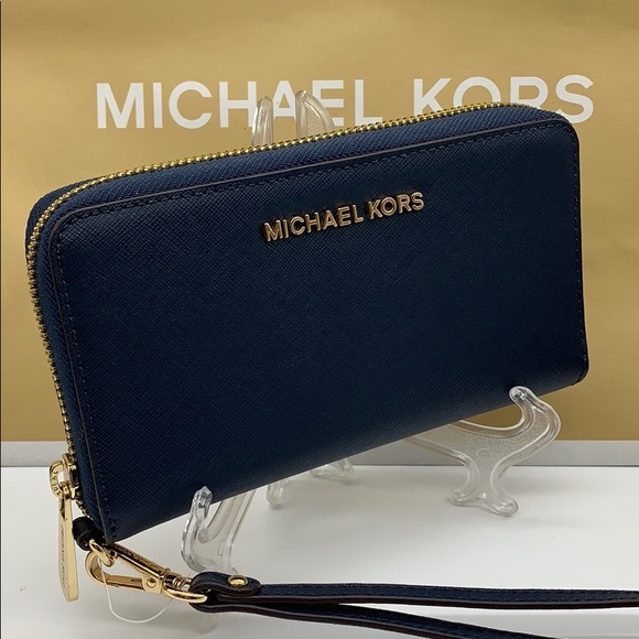 Michael Kors Jet Set Travel LG FLAT MF PHN CASE - Picture 2 of 16